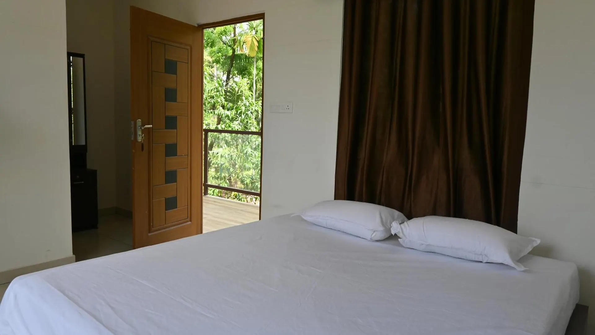 Arshatheeram Kochi 0*,